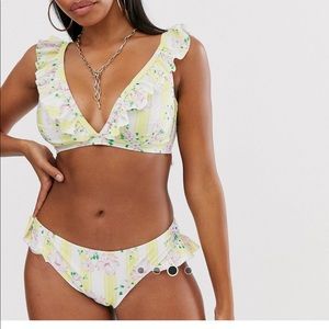 PEAK & BEAU’S Bikini floral print with ruffle
